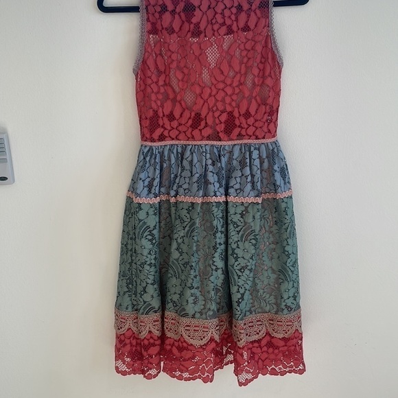 ALEXIS Vedette floral lace Colorblock A-Line mini dress XS - Picture 4 of 10